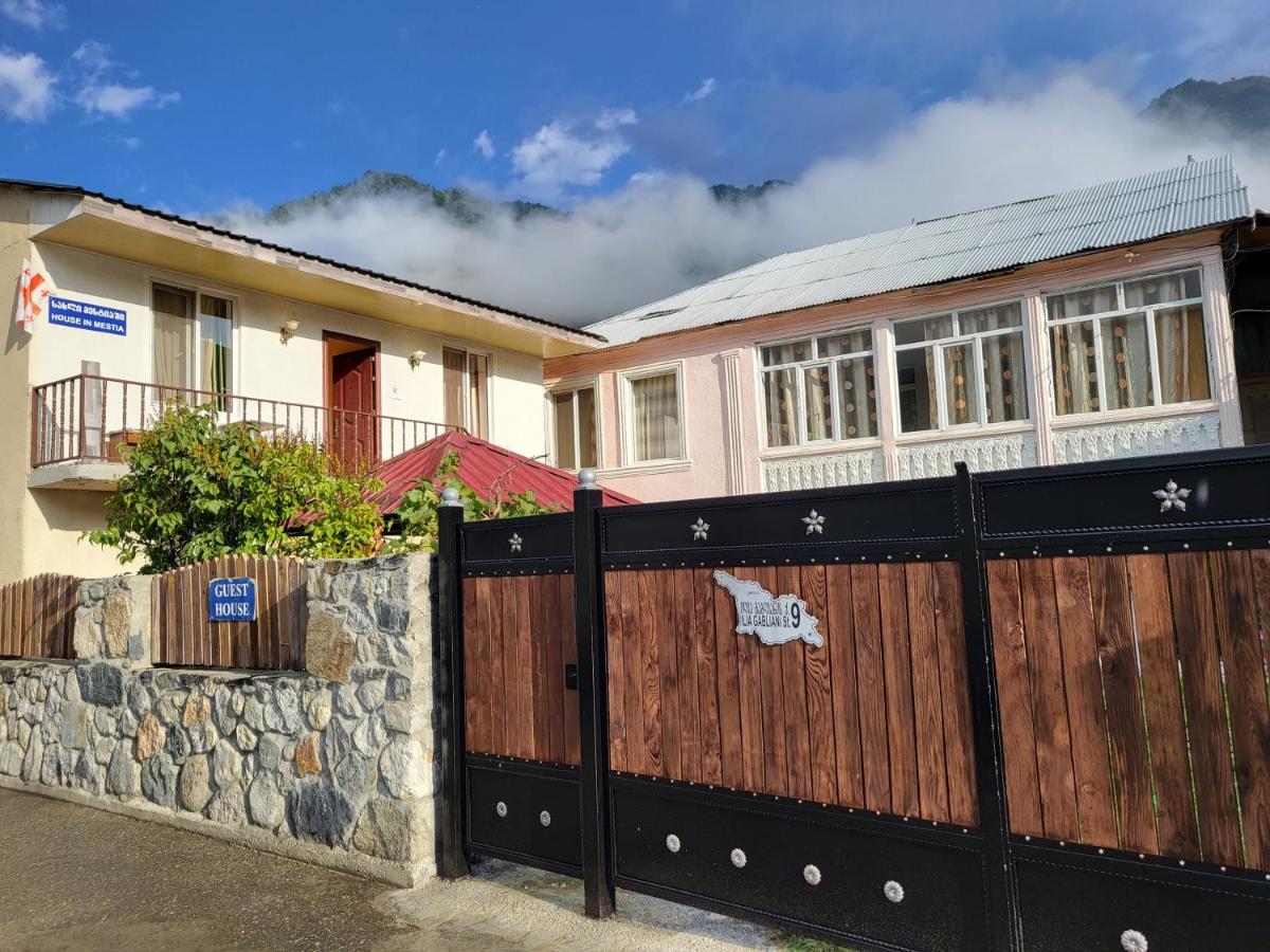 House In Mestia Exterior photo